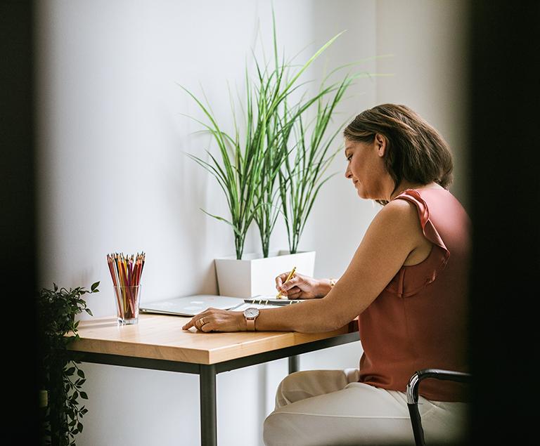 10 Simple Tips To Effectively Use Your Daily Planner To Maximise Productivity