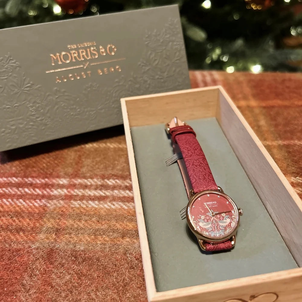 Petite Strawberry Thief Crimson - August Berg