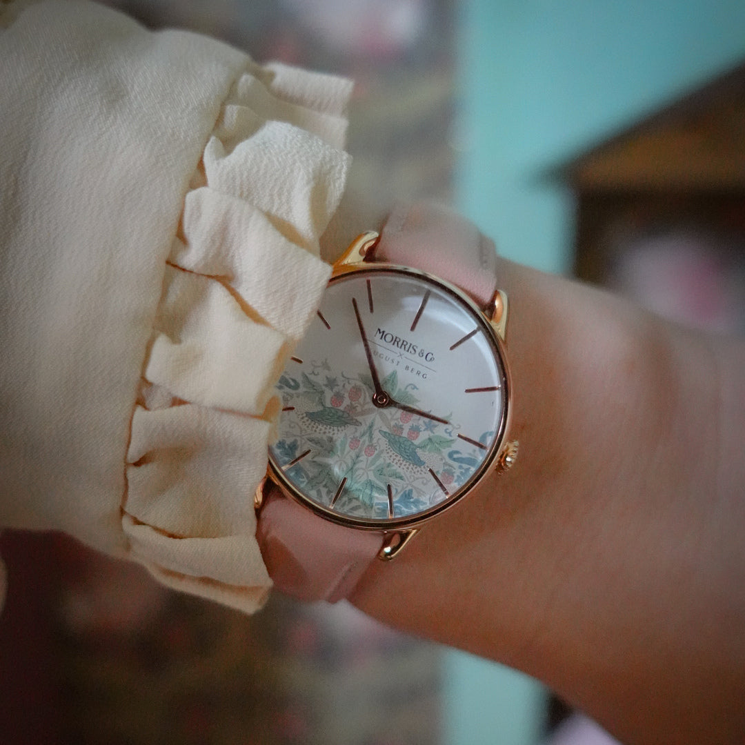 New Simply Strawberry Thief | Cochineal Pink Italian Leather | Rose Gold (2023) - August Berg