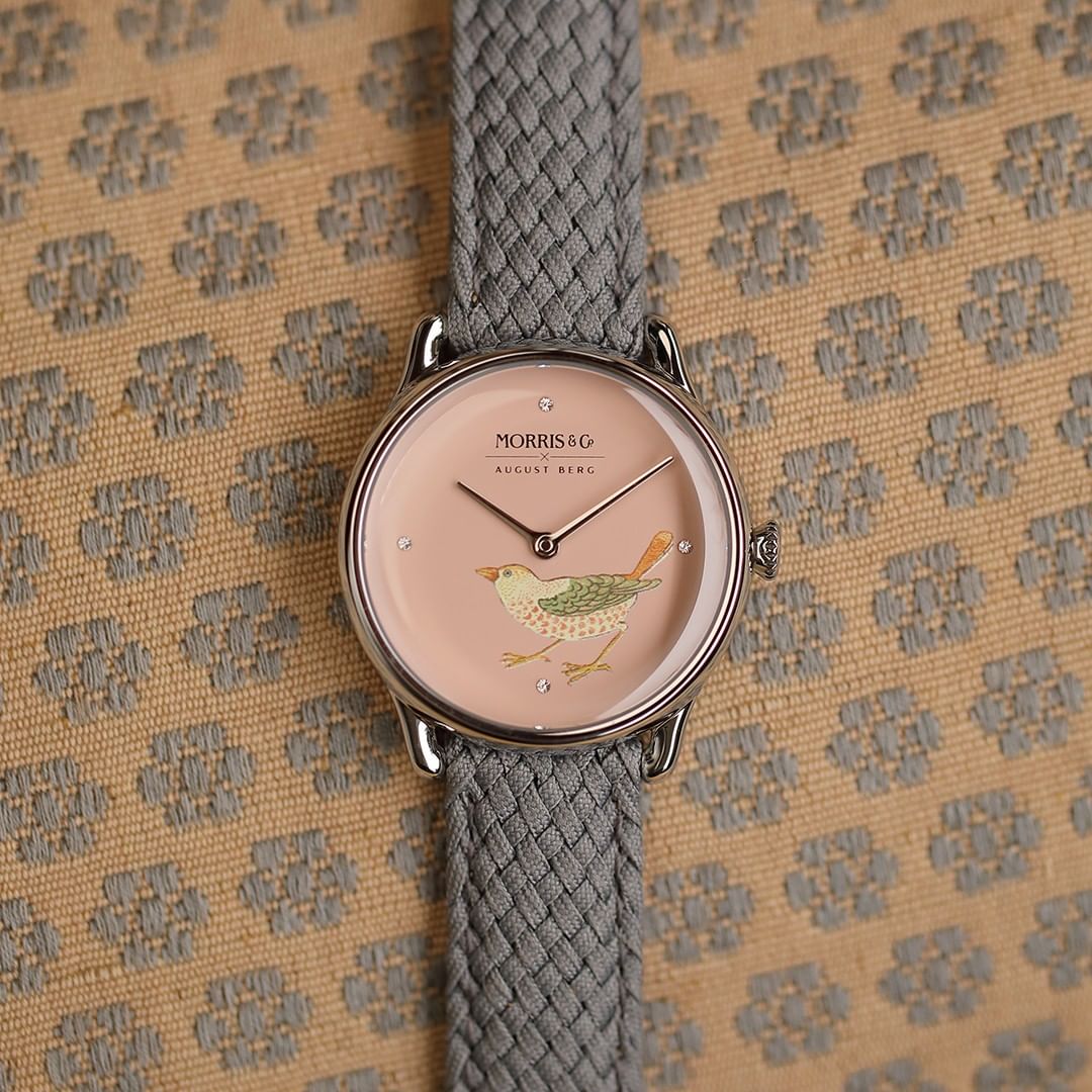 Morris & Co. Silver Strawberry Thief Bird Watch – August Berg