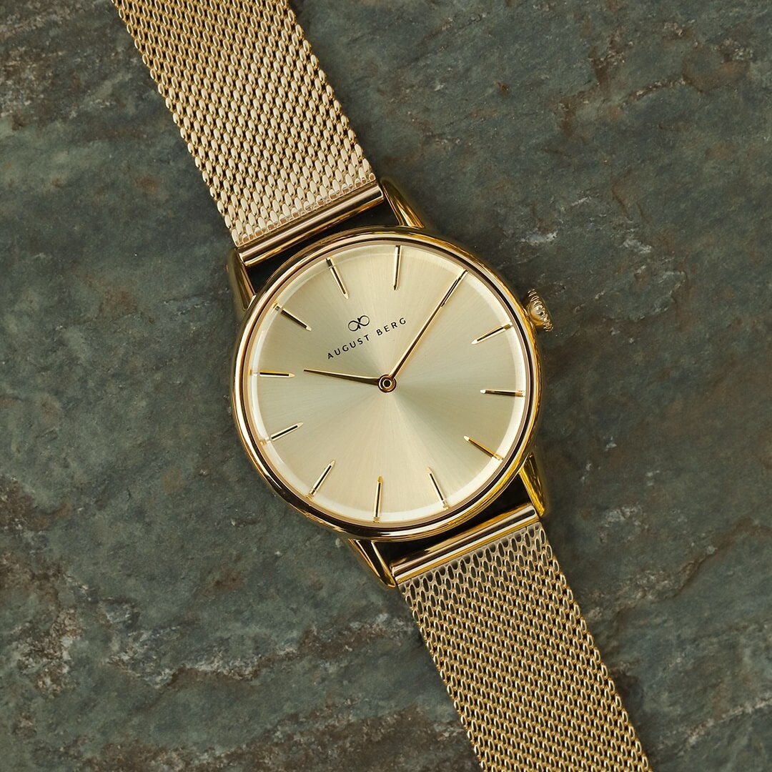Gold Watch With Gold Mesh Strap – August Berg